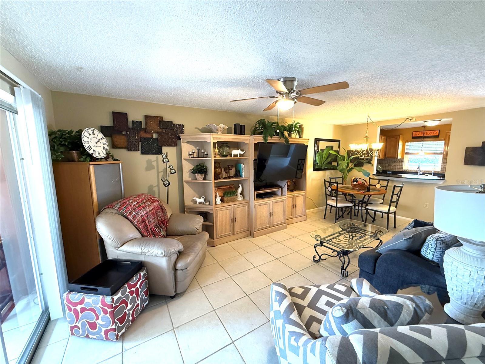 Image 4 of 30 For 390 301 Boulevard W 2c