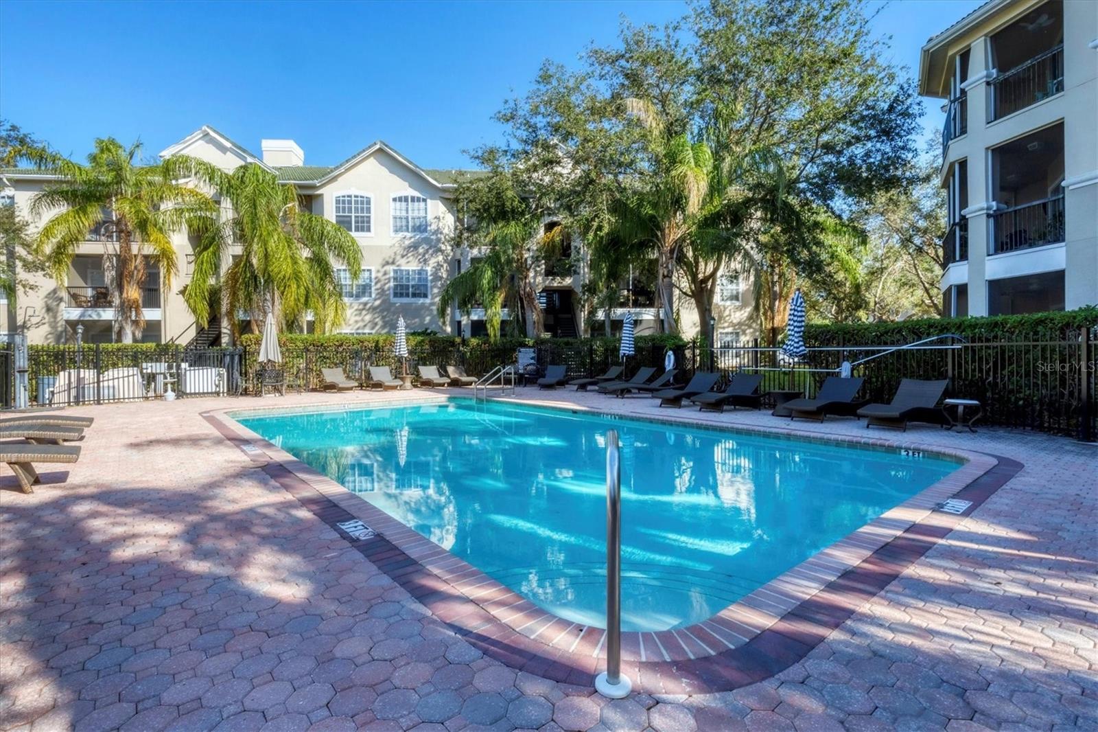 Image 23 of 34 For 5180 Northridge Rd  312