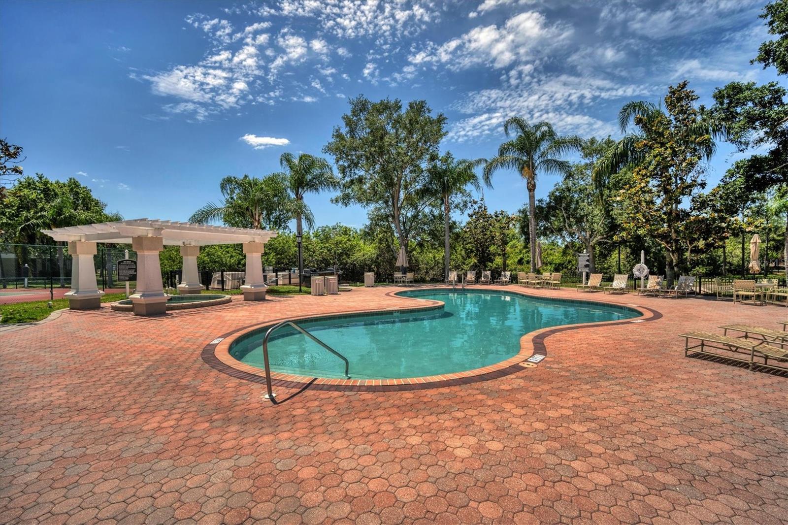 Image 30 of 34 For 5180 Northridge Rd  312