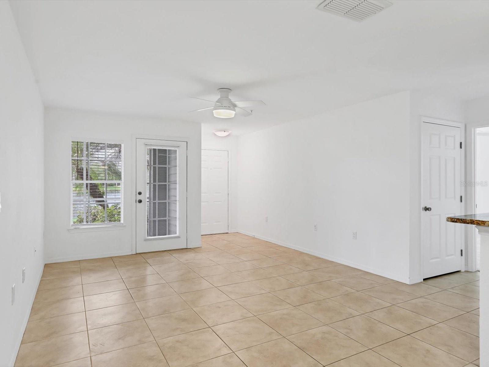 Image 13 of 44 For 8933 Manor Loop 105