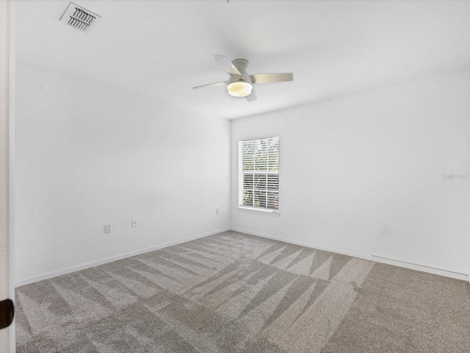 Image 25 of 44 For 8933 Manor Loop 105