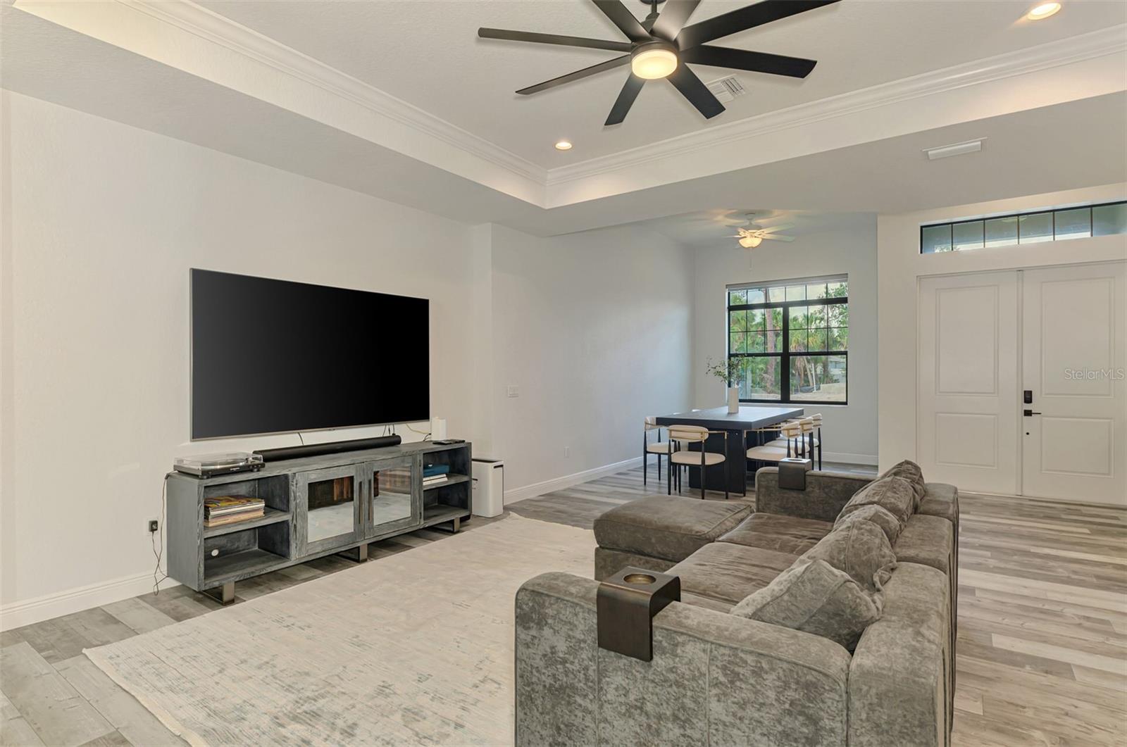 Image 17 of 65 For 2546 Malibu Lane