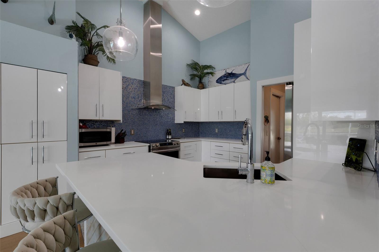 Image 4 of 46 For 4120 51st Drive W