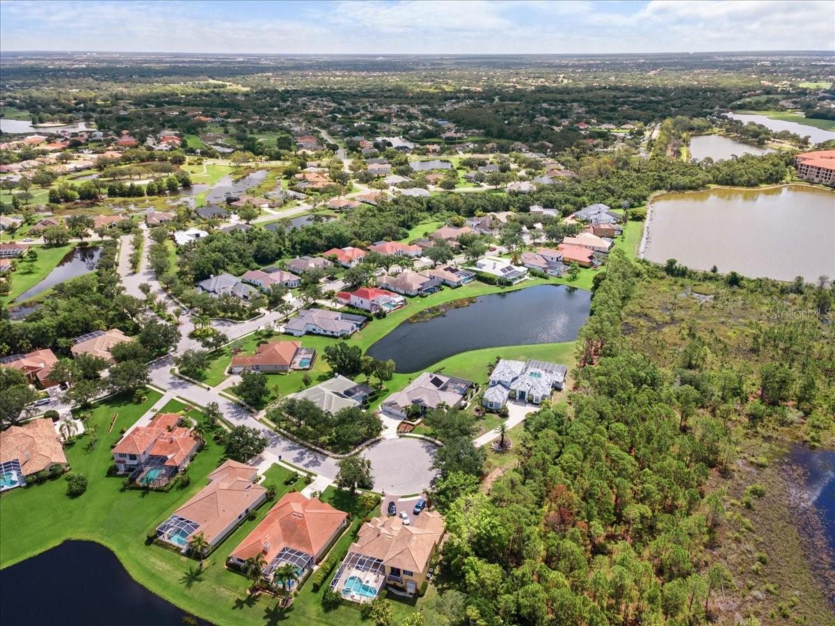 Image 72 of 100 For 7513 Coventry Court
