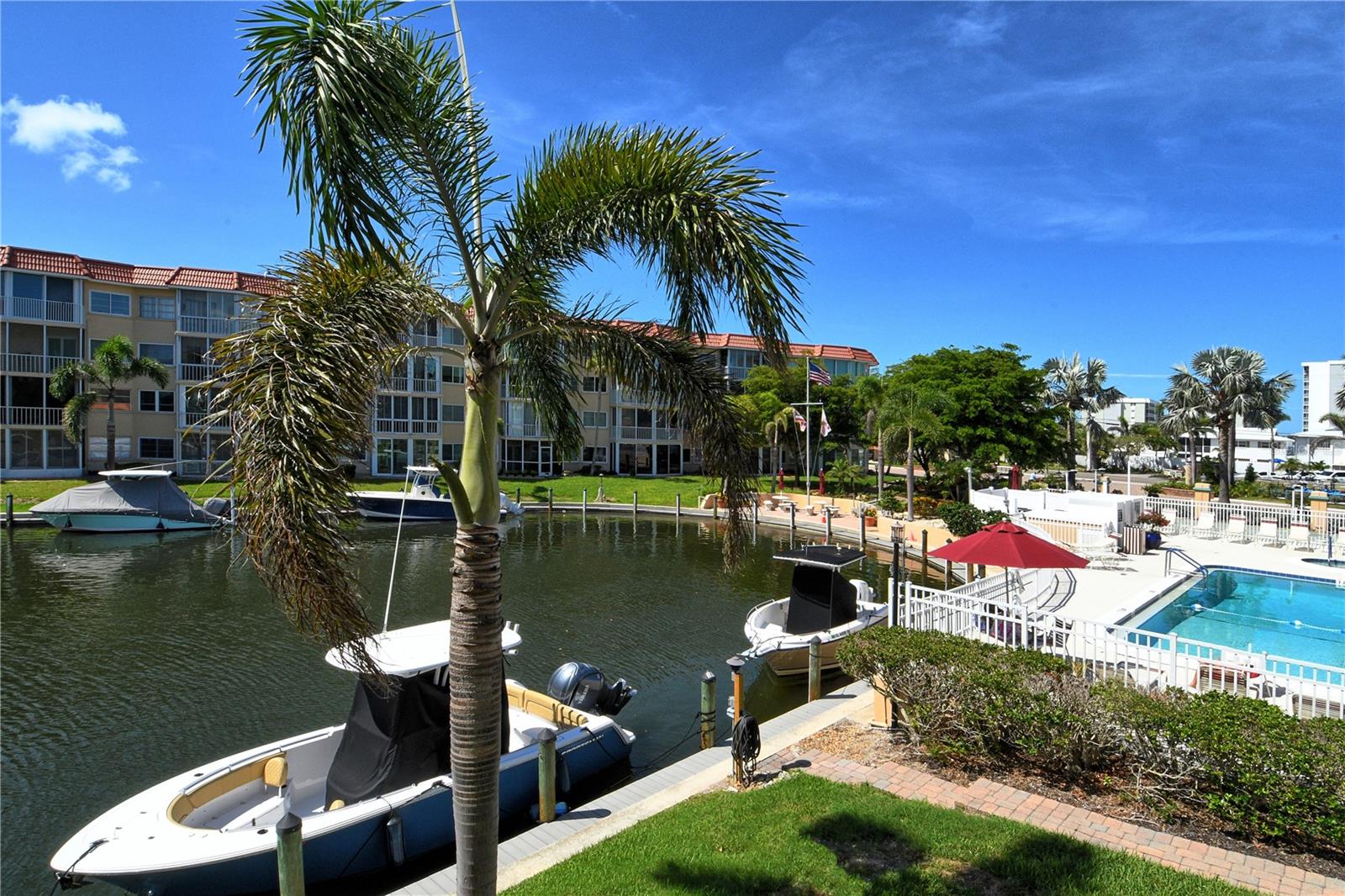 Image 11 of 62 For 1250 Portofino Drive 208
