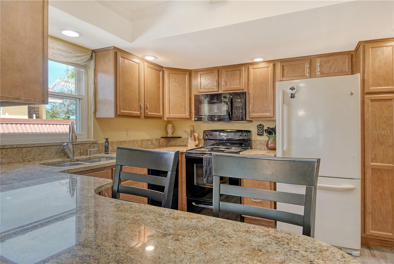 Image 18 of 62 For 1250 Portofino Drive 208