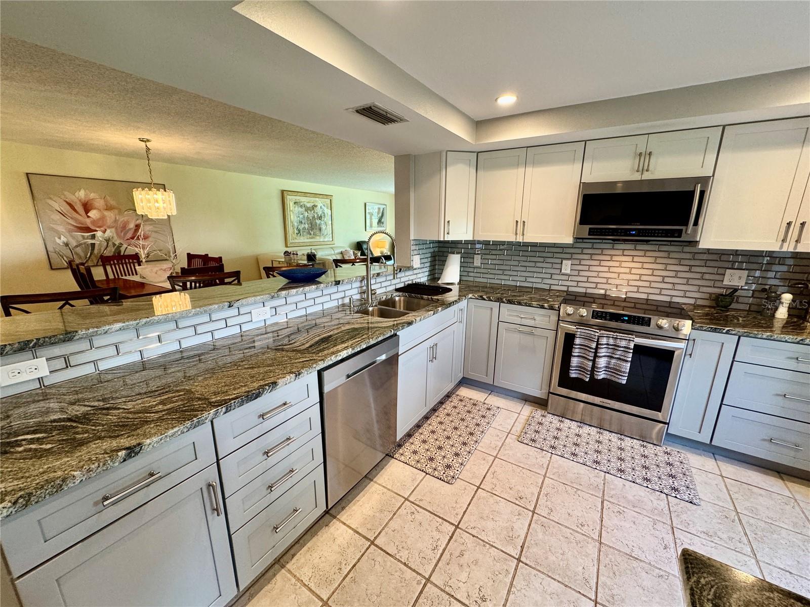 Image 4 of 44 For 3500 El Conquistador Parkway 347