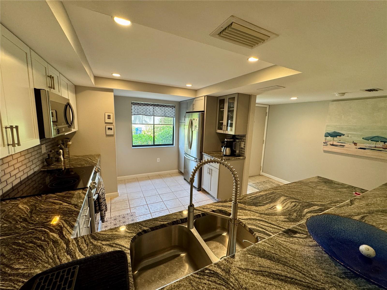 Image 8 of 44 For 3500 El Conquistador Parkway 347