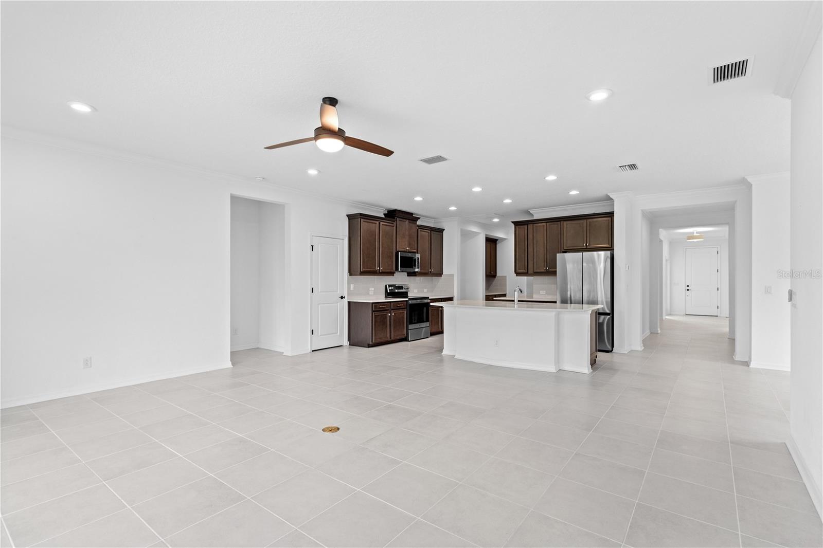 Image 10 of 57 For 926 Fernleaf Run