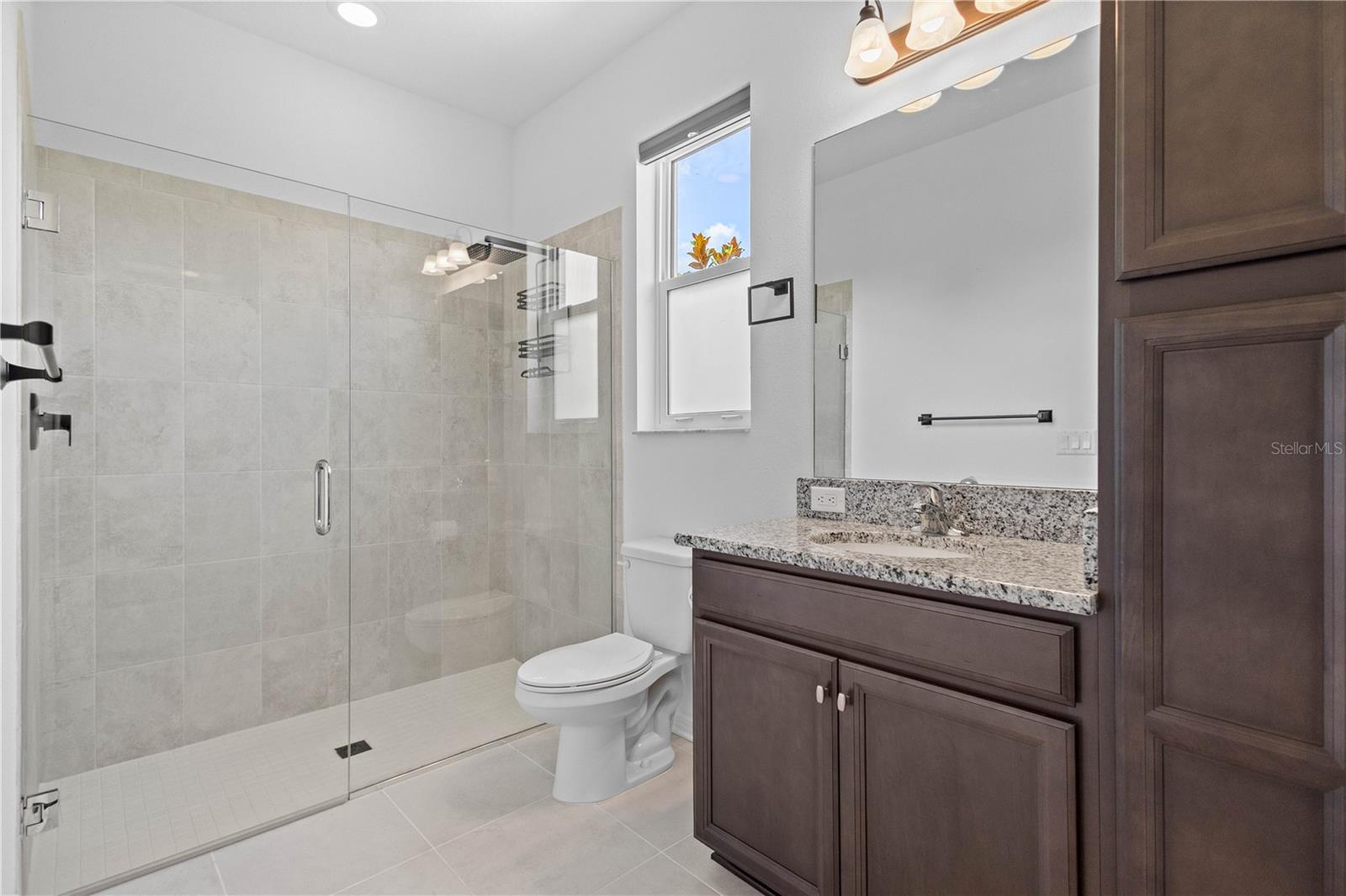 Image 30 of 57 For 926 Fernleaf Run
