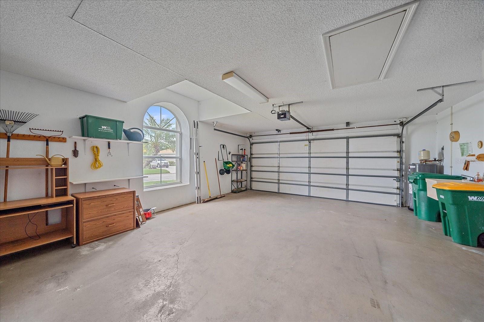 Image 41 of 63 For 8382 Creekview Lane