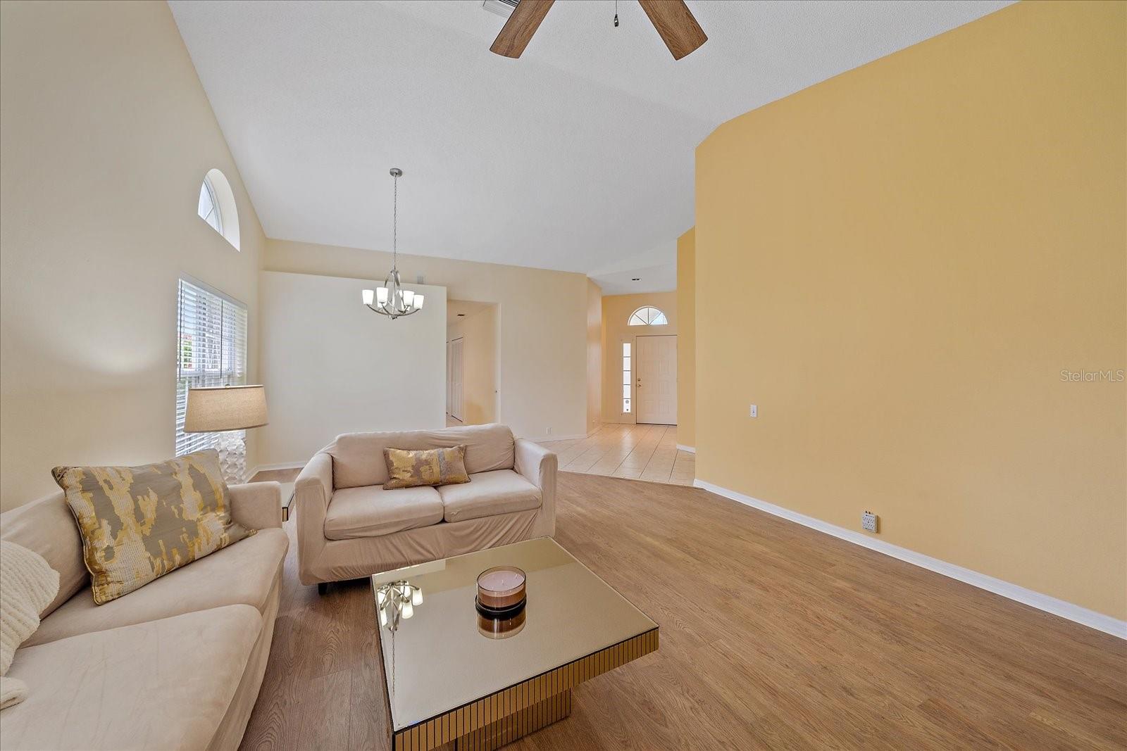 Image 9 of 63 For 8382 Creekview Lane