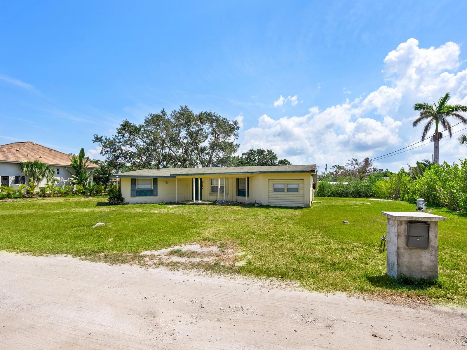 Image 4 of 10 For 606 Bittner Boulevard