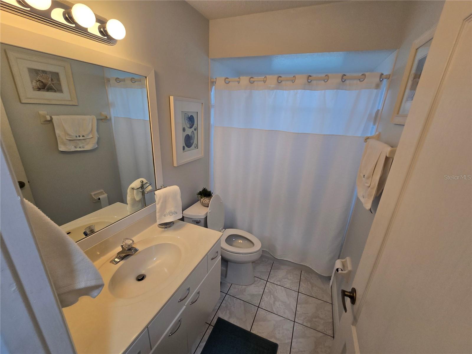 Image 9 of 15 For 1211 Capri Isles Boulevard 116