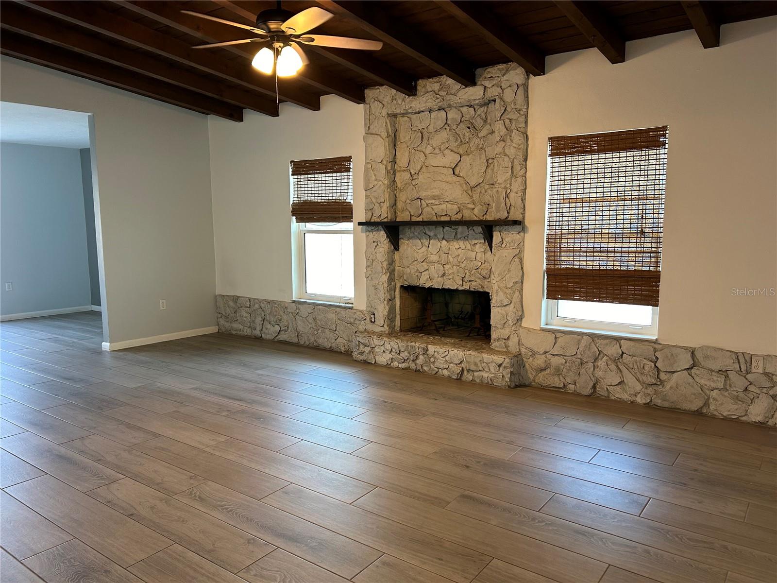 Image 11 of 33 For 406 47th Street Nw
