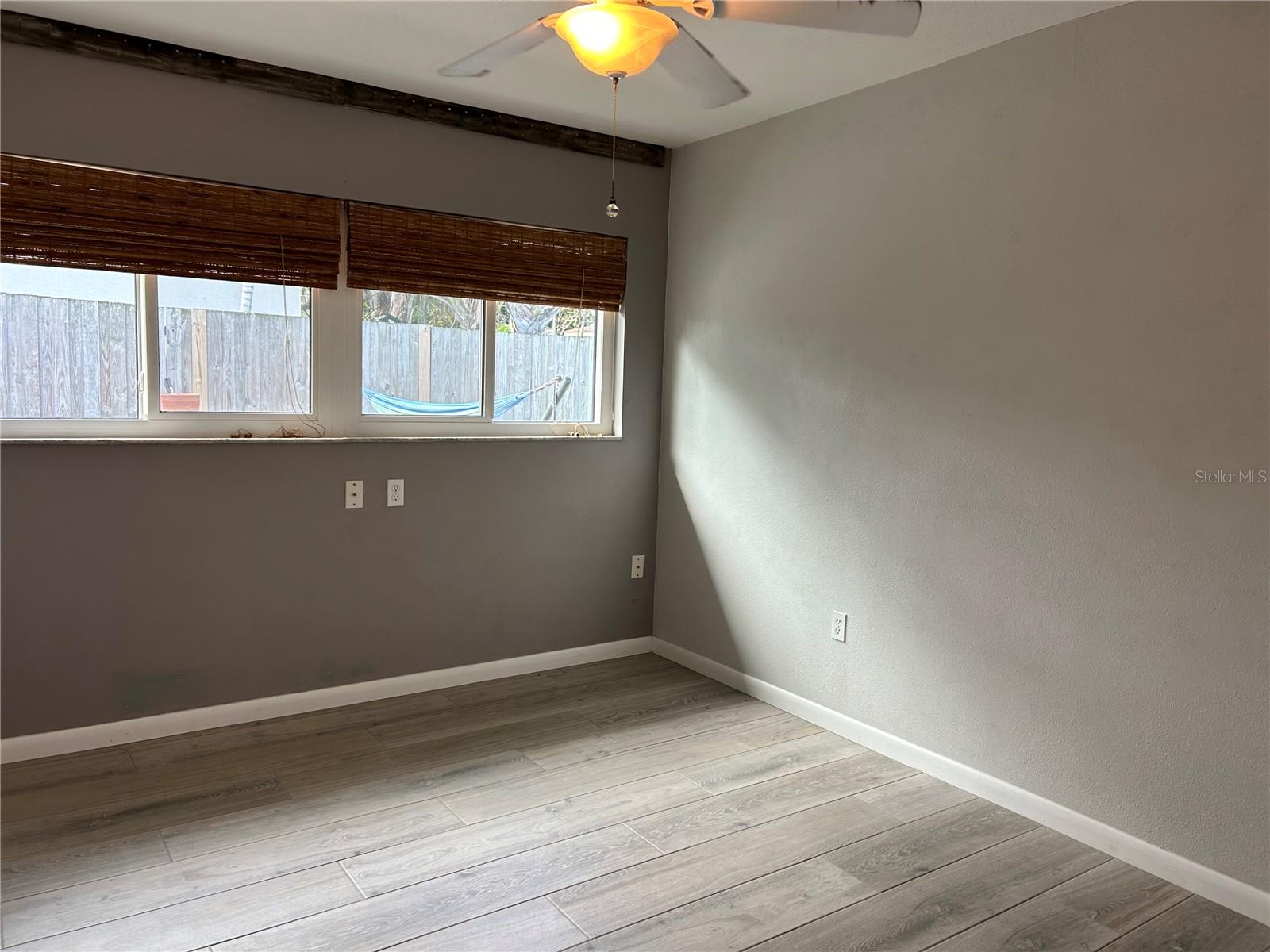 Image 19 of 33 For 406 47th Street Nw