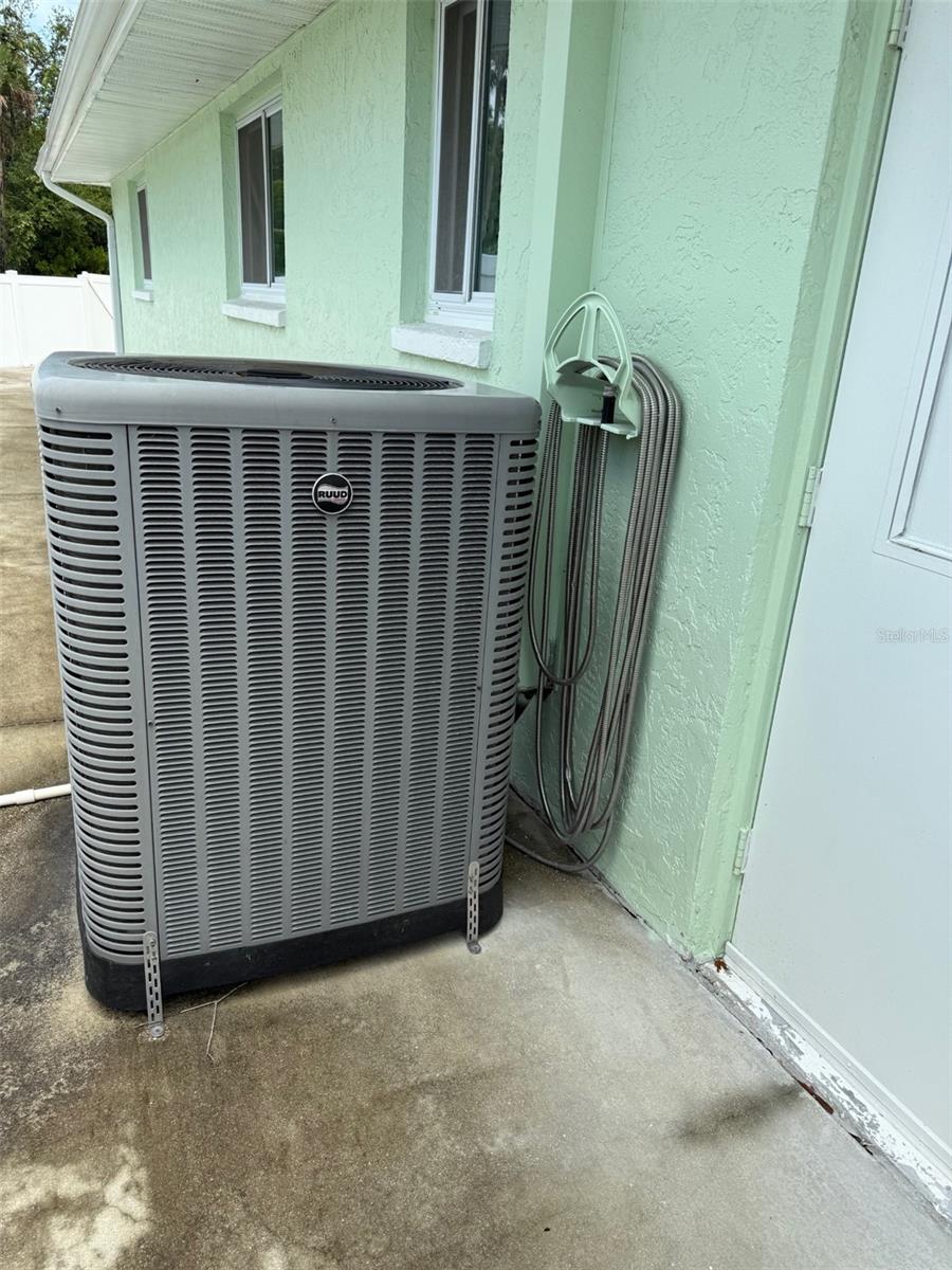 Image 18 of 33 For 20170 Tralee Drive
