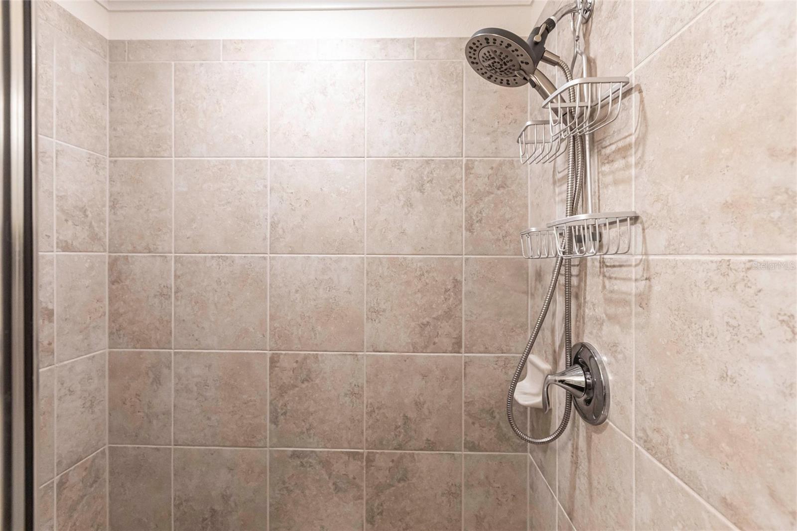 Image 21 of 52 For 16804 Vardon Terrace 307