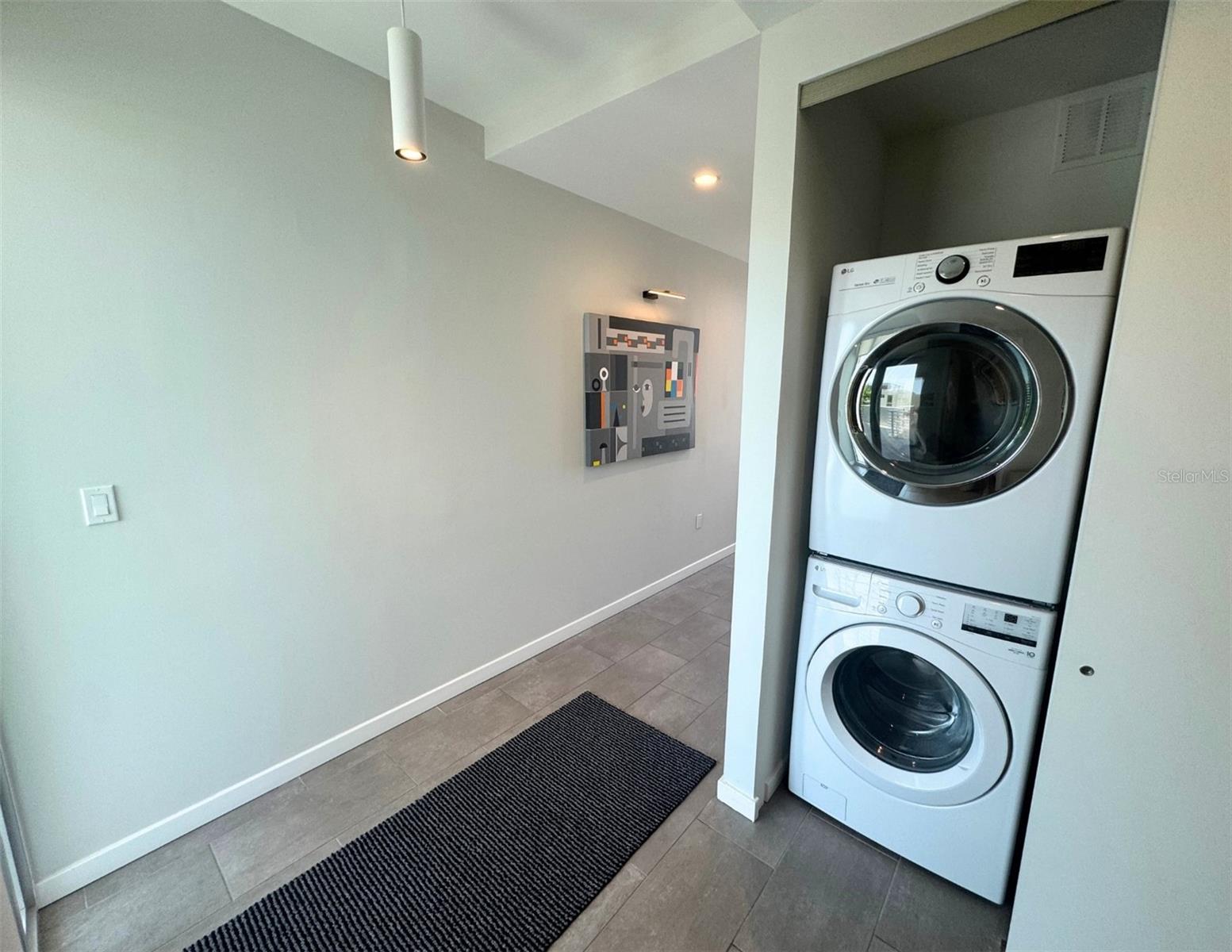 Image 13 of 16 For 1350 5th Street 205