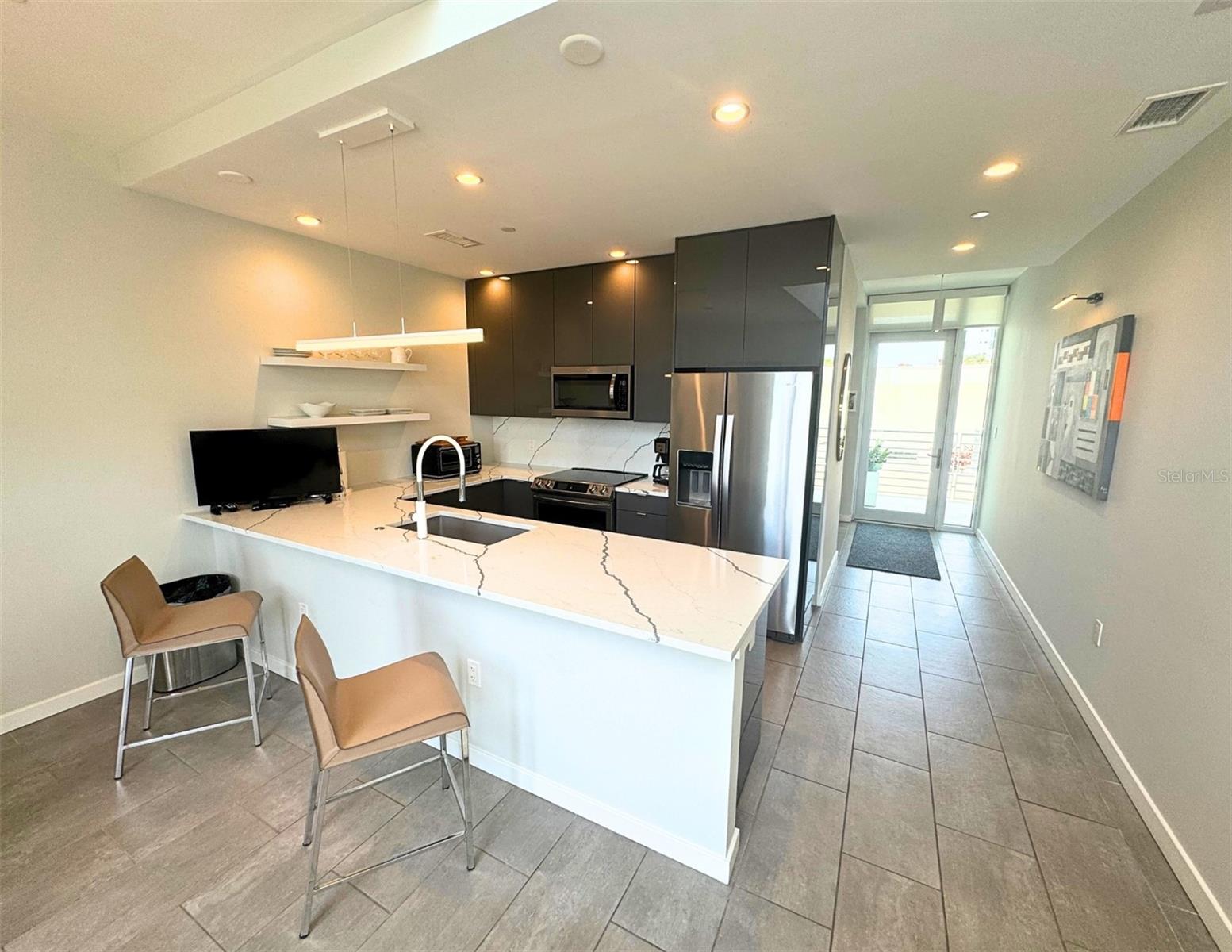 Image 3 of 16 For 1350 5th Street 205