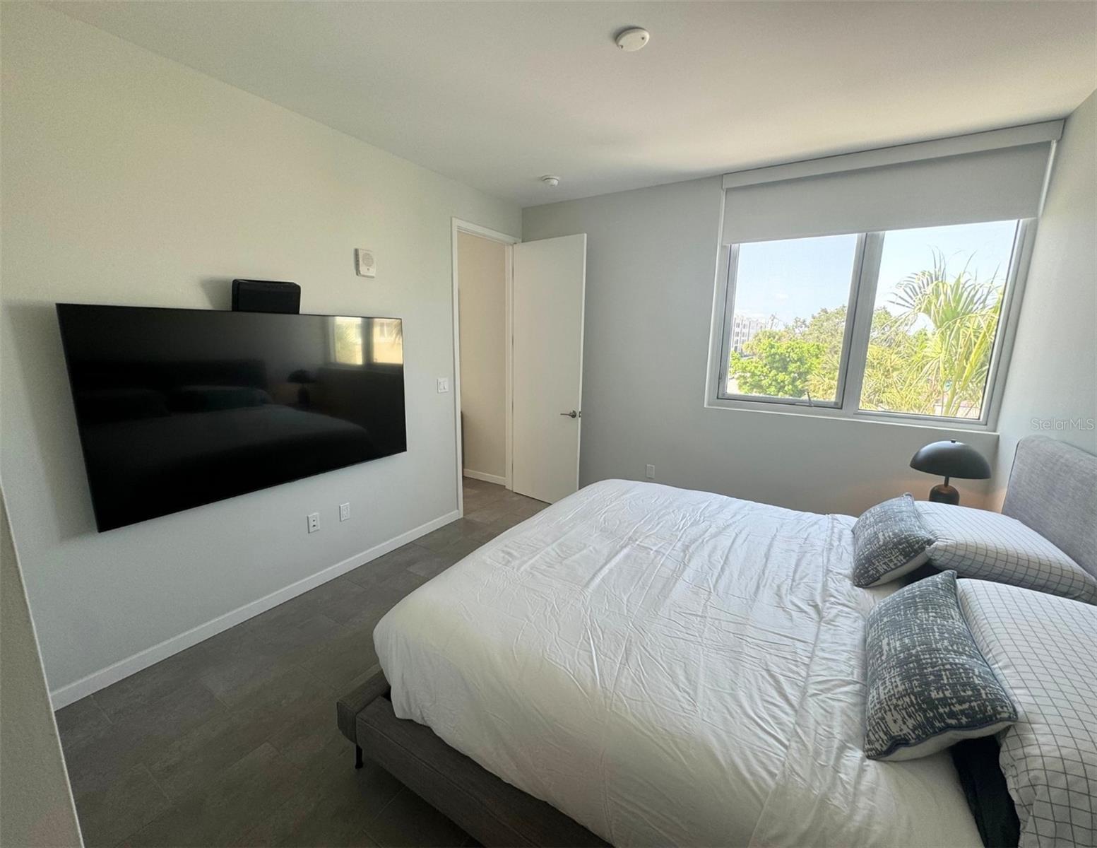 Image 6 of 16 For 1350 5th Street 205