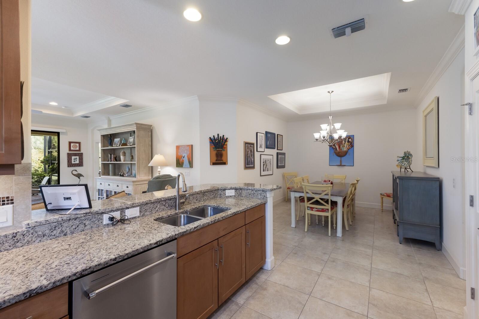 Image 13 of 47 For 8291 Varenna Drive