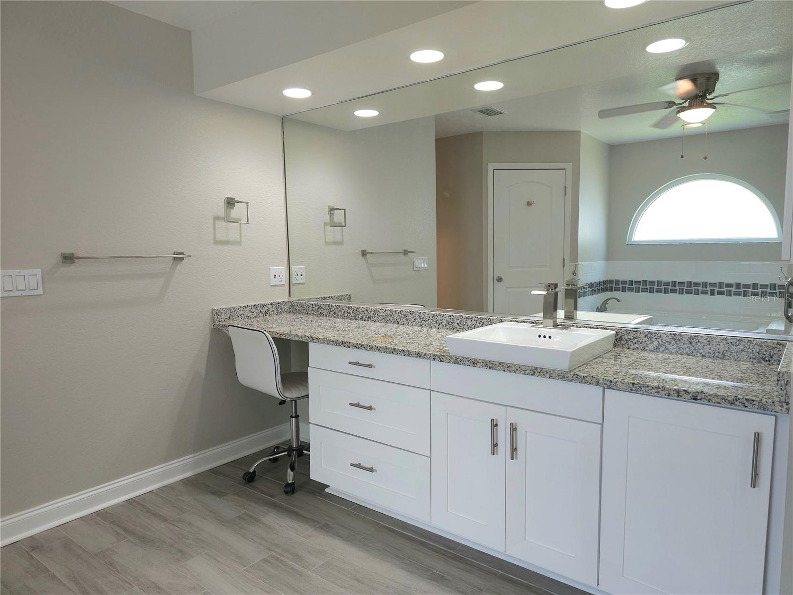 Image 31 of 59 For 5207 86th Street Court W