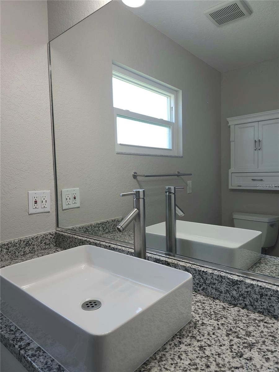Image 40 of 59 For 5207 86th Street Court W