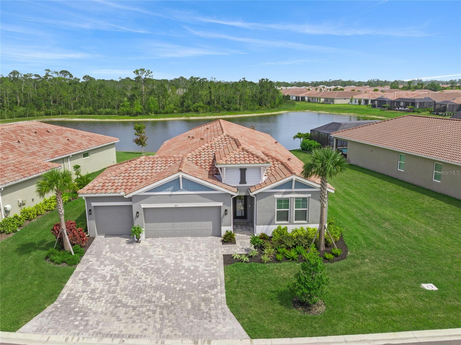 Image 10 of 53 For 460 Daylily Boulevard