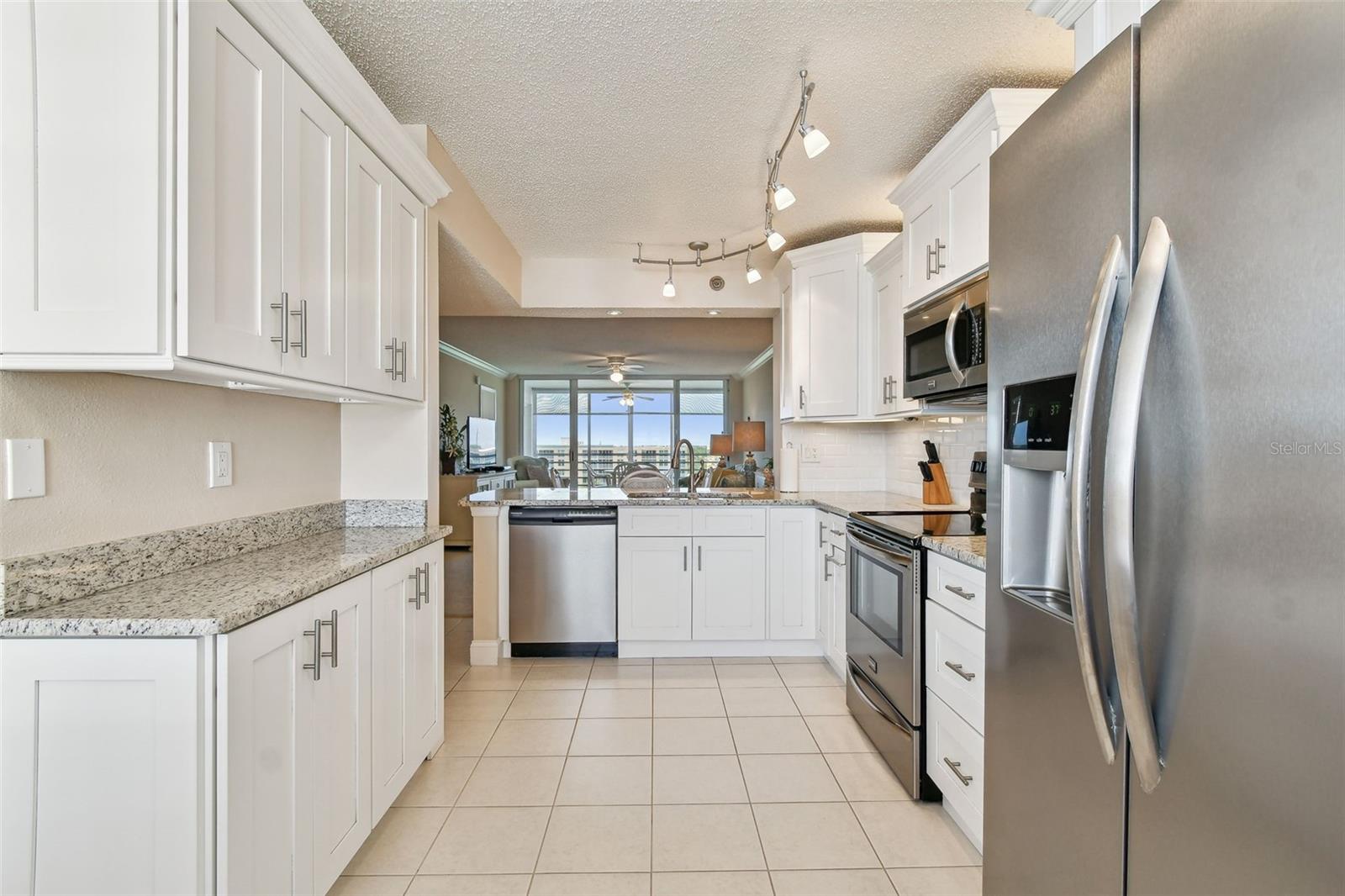 Image 24 of 70 For 4460 Fairways Boulevard 607