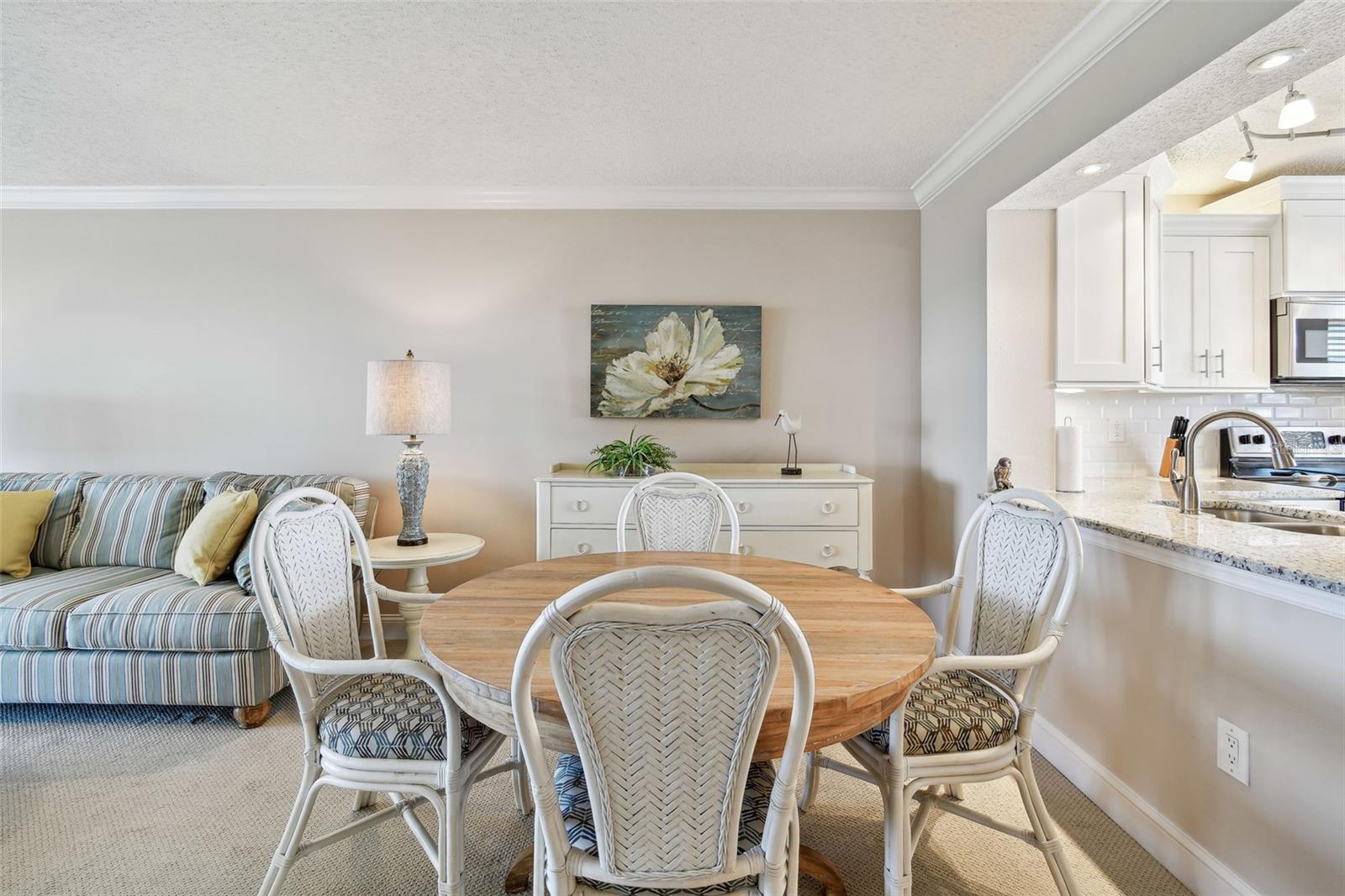 Image 25 of 70 For 4460 Fairways Boulevard 607