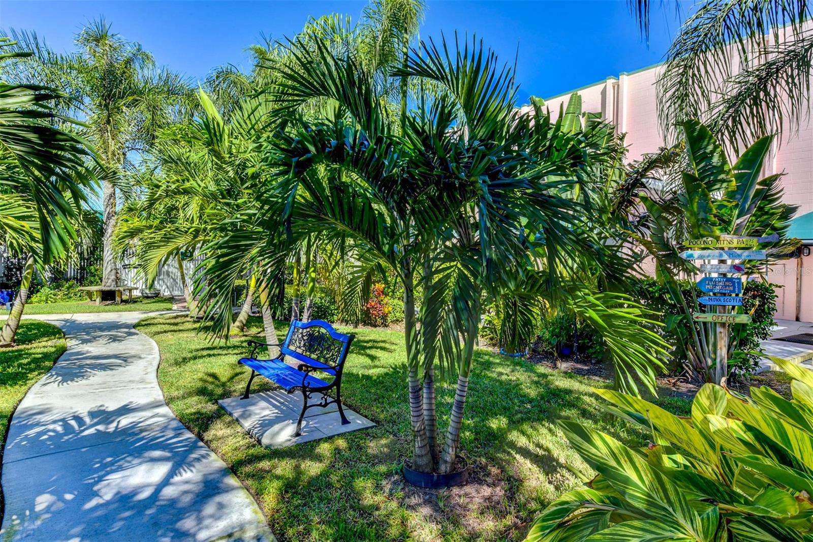 Listing photo id 14 for 1503 23rd Avenue W
