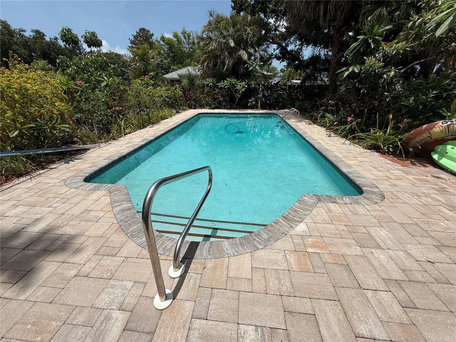 Image 4 of 32 For 804 46th Street Court E