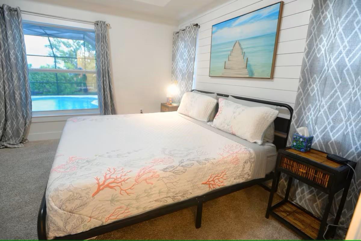 Image 10 of 19 For 831 Palmetto Drive Ne