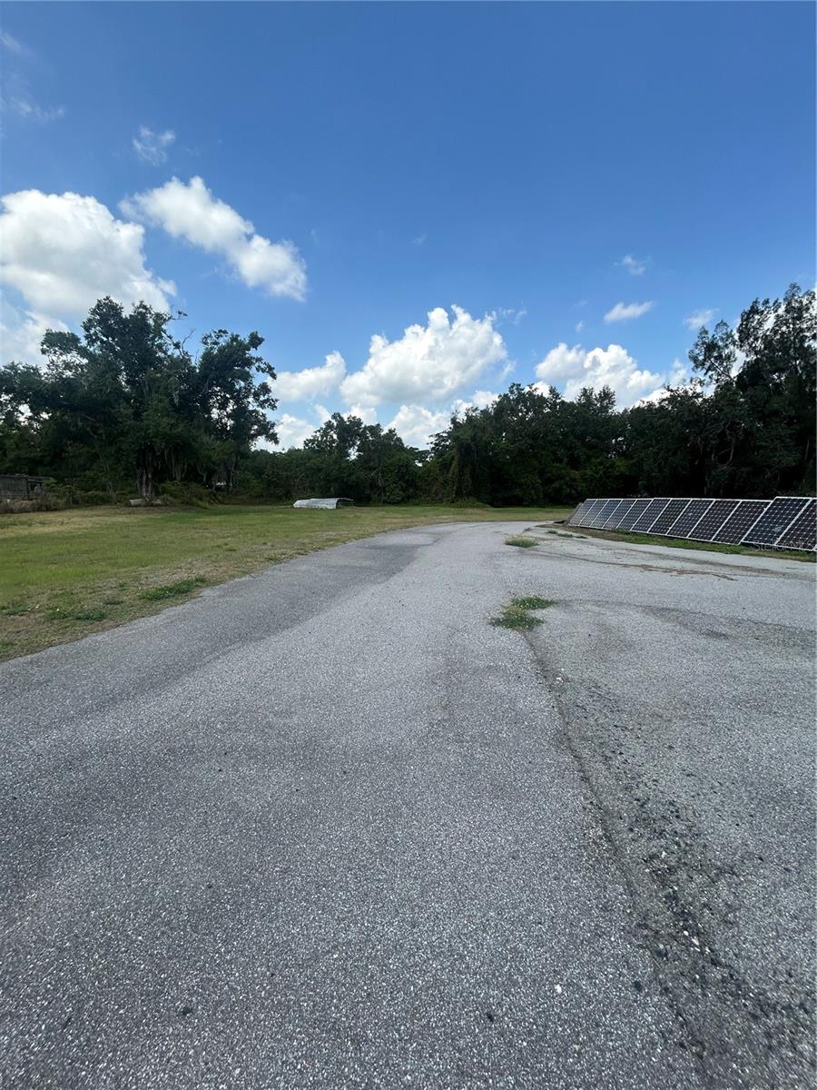 Image 61 of 62 For 2327 Quail Avenue