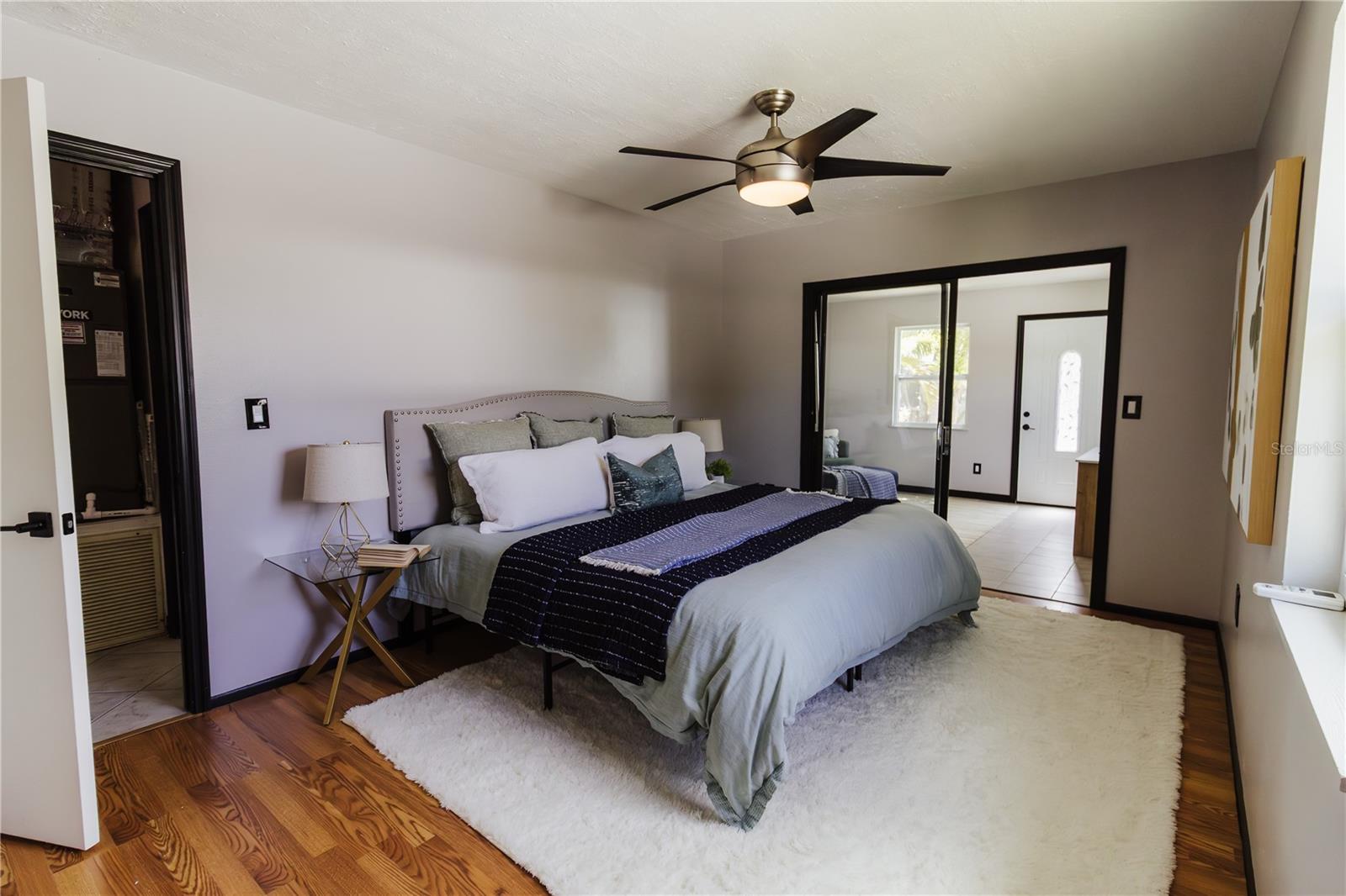 Image 14 of 29 For 4945 Camphor Avenue