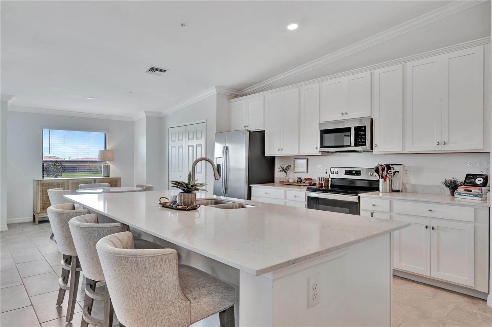 Image 11 of 61 For 5695 Palmer Circle 203