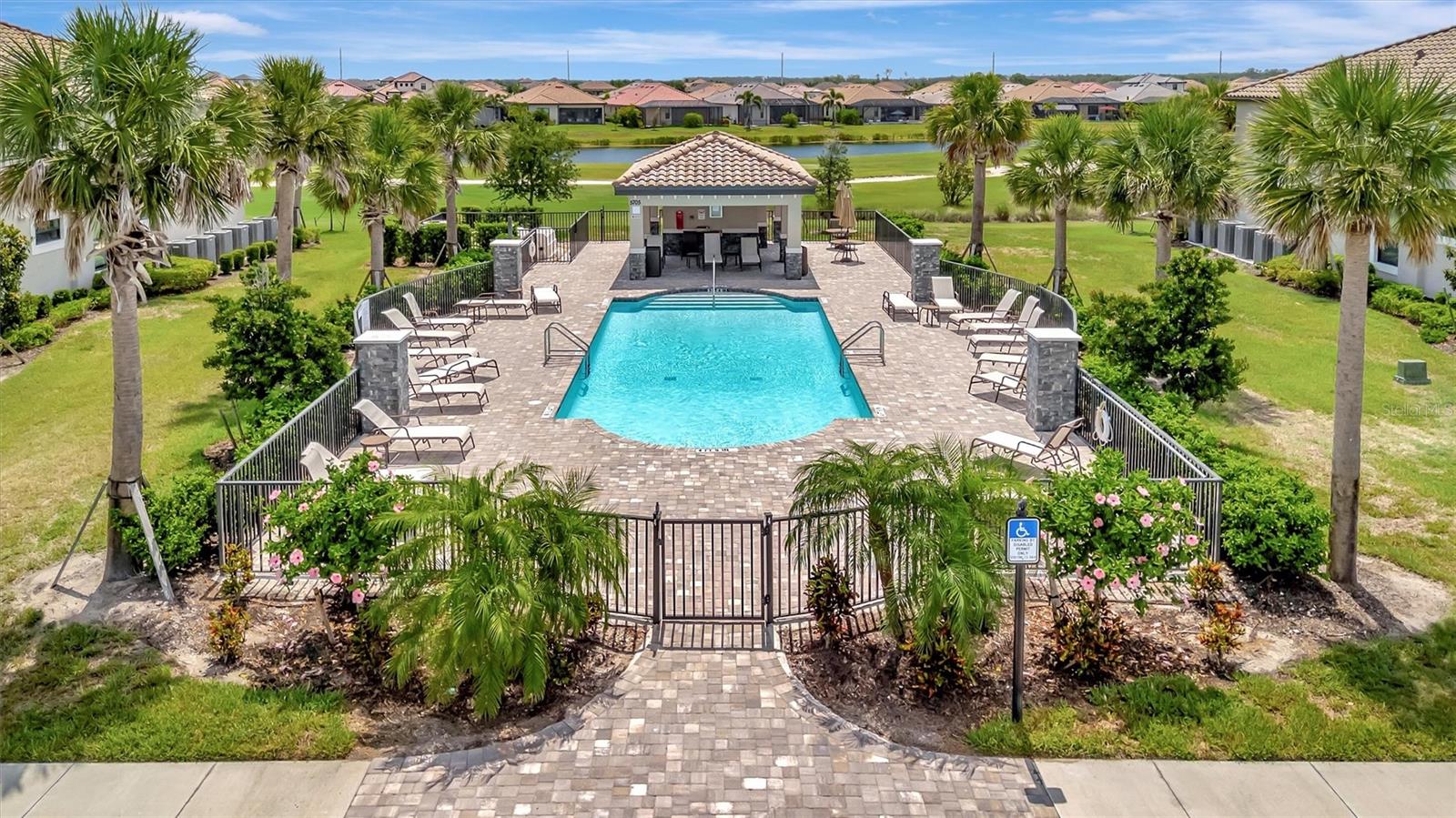Image 33 of 61 For 5695 Palmer Circle 203