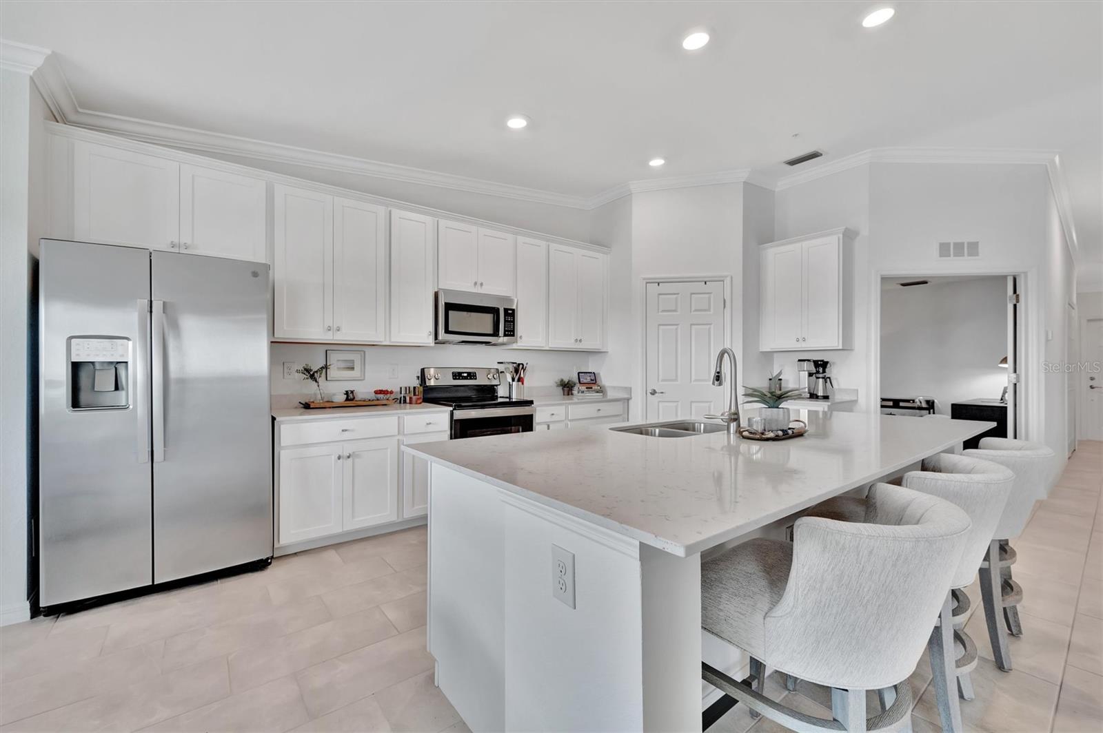 Image 6 of 61 For 5695 Palmer Circle 203