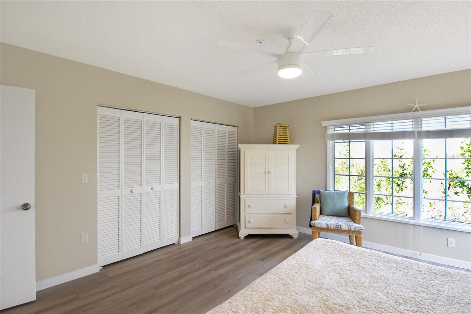 Image 30 of 60 For 535 Forest Way