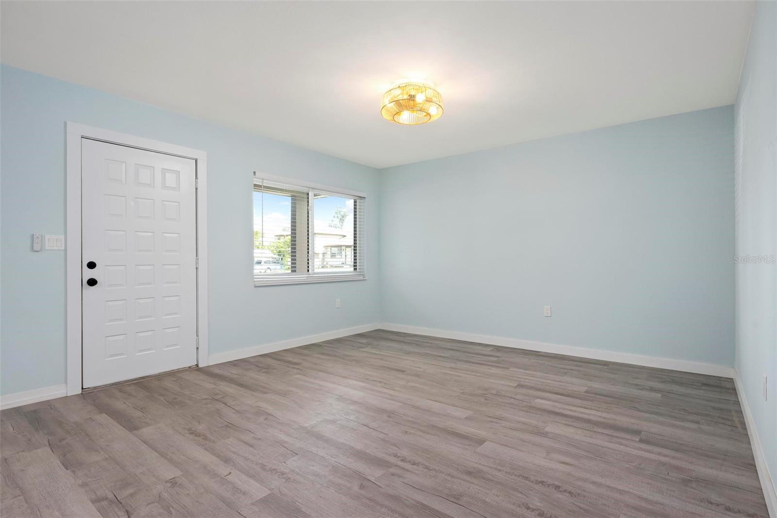 Image 6 of 64 For 1258 Barbara Drive 107