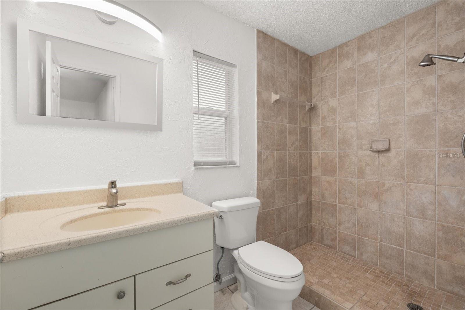 Image 30 of 53 For 5433 81st Avenue Circle E