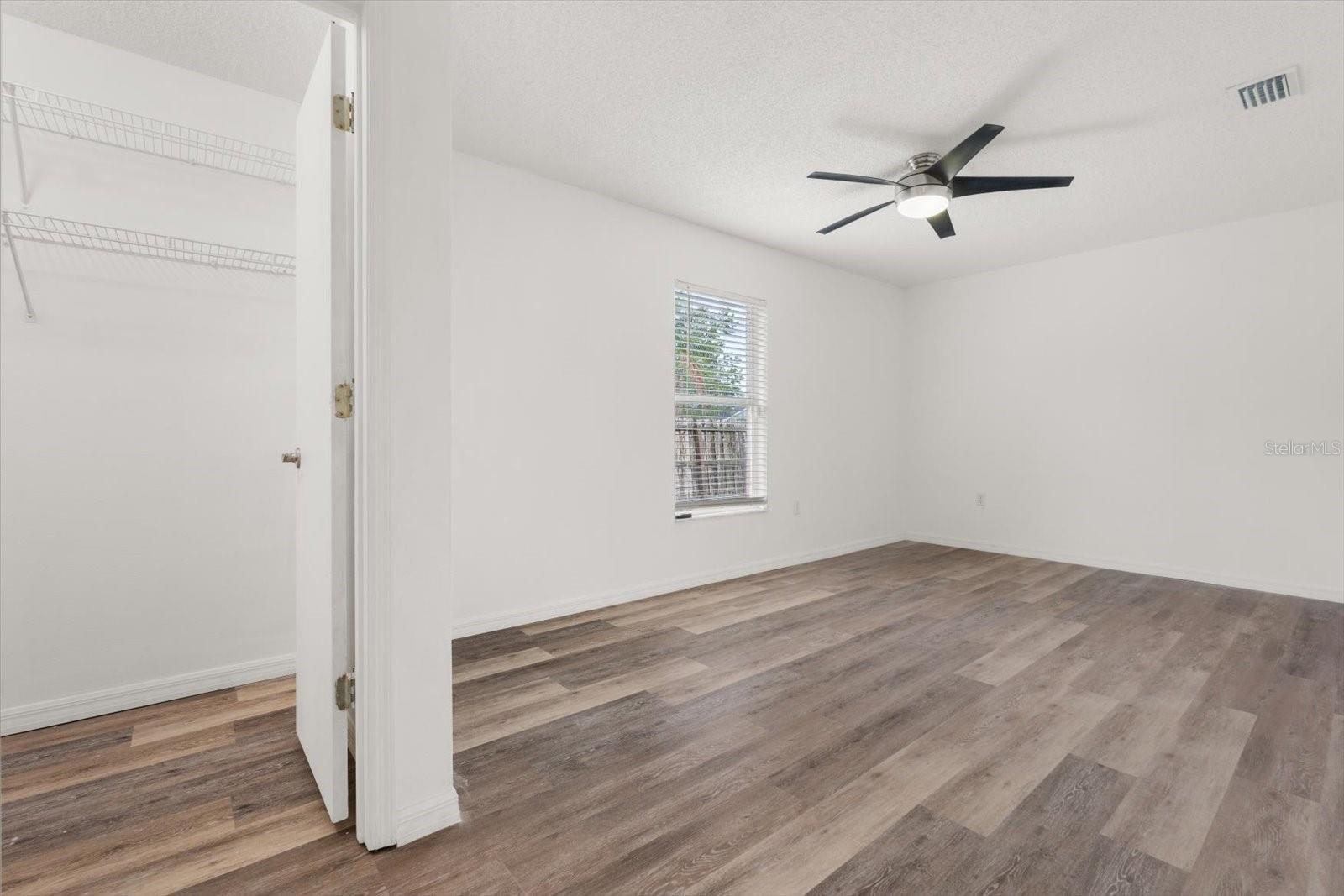 Image 34 of 53 For 5433 81st Avenue Circle E
