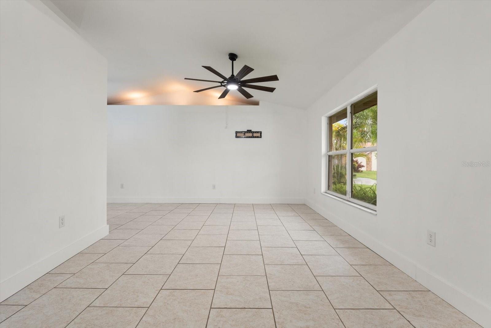 Image 5 of 53 For 5433 81st Avenue Circle E