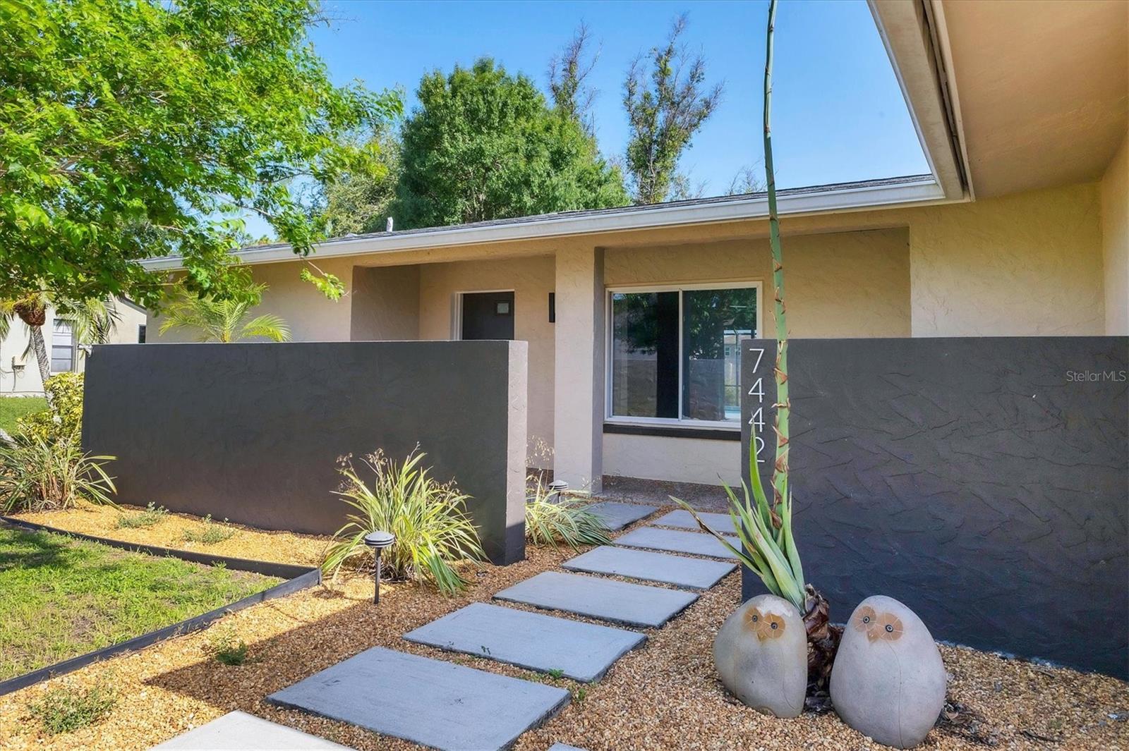 Details for 7442 Leewynn Drive, SARASOTA, FL 34240