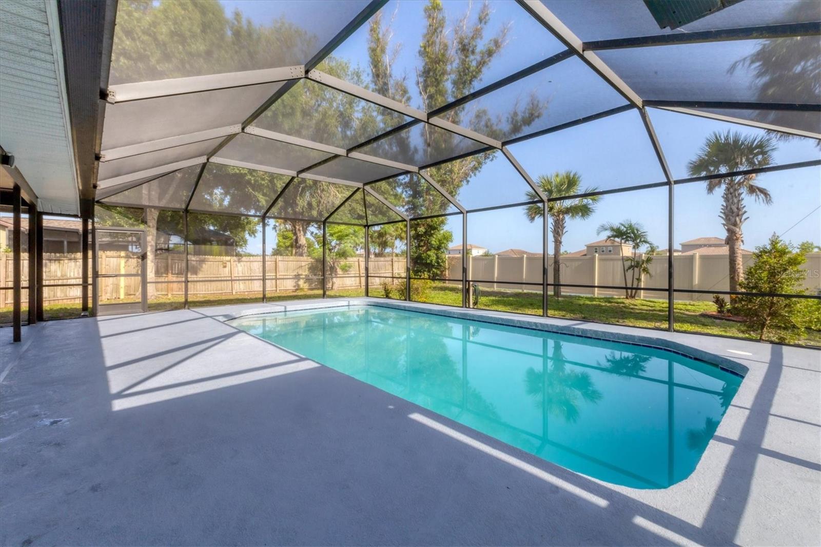 Image 3 of 29 For 7442 Leewynn Drive