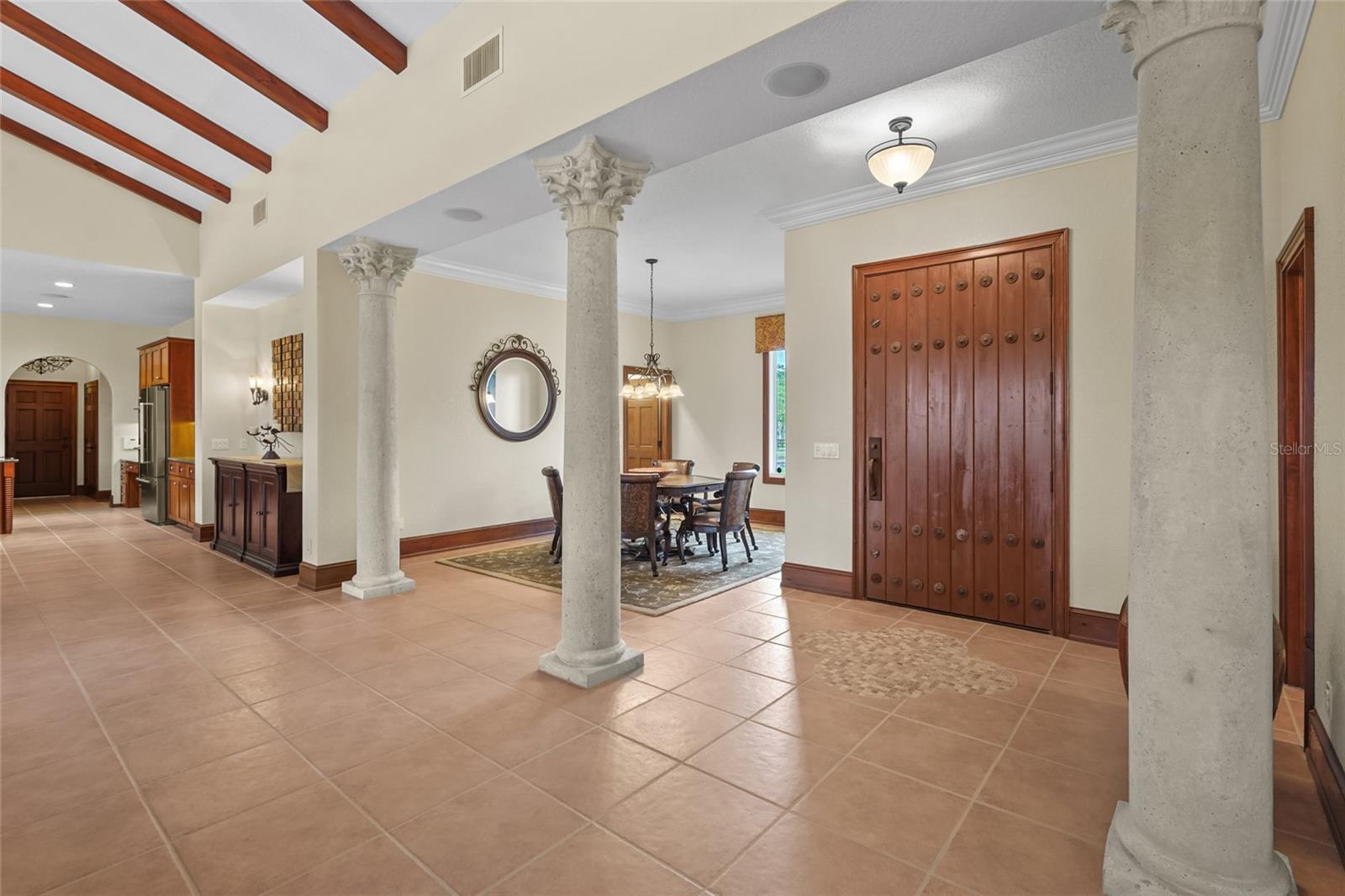 Image 18 of 87 For 7025 Saddle Creek Circle