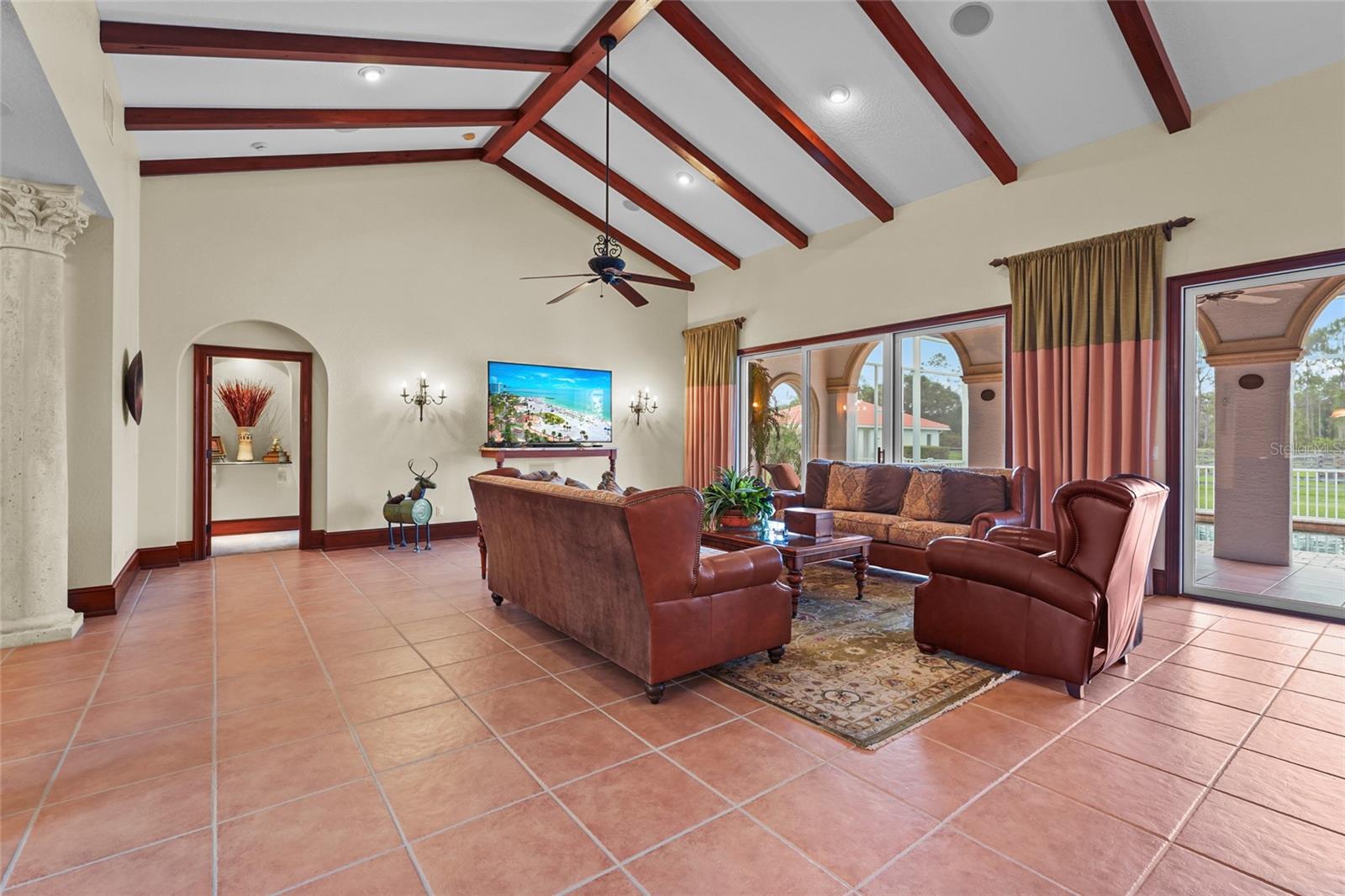 Image 19 of 87 For 7025 Saddle Creek Circle