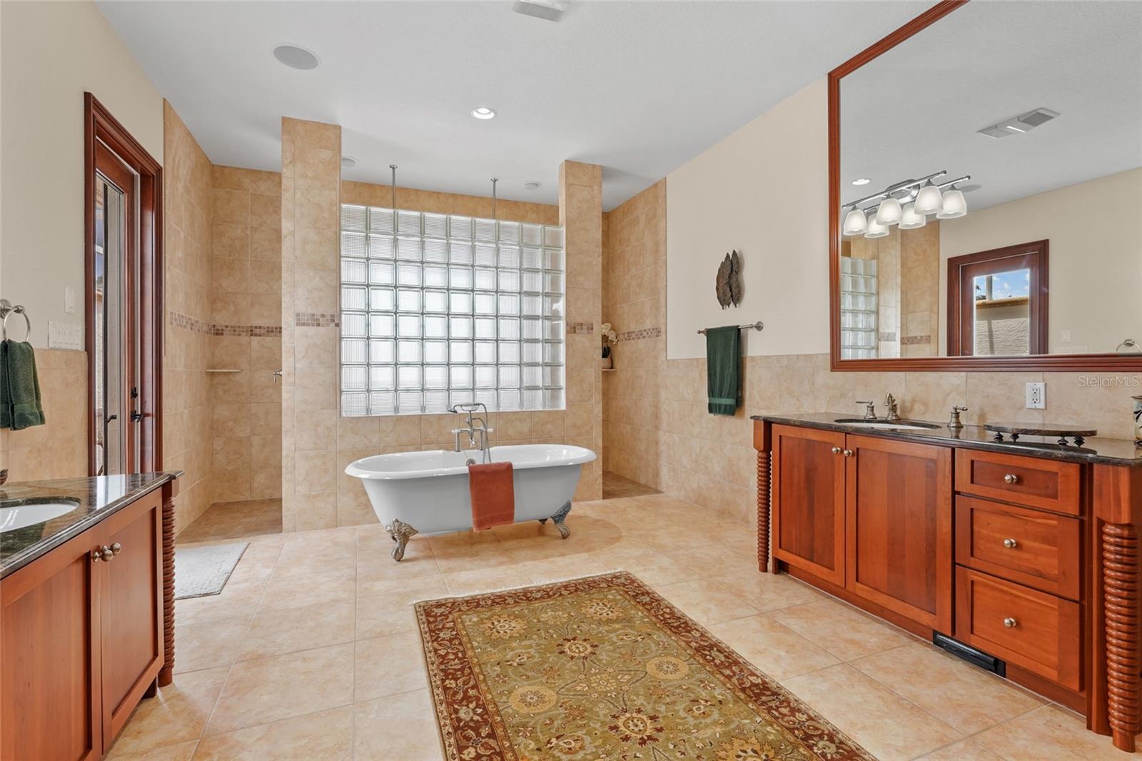 Image 37 of 87 For 7025 Saddle Creek Circle