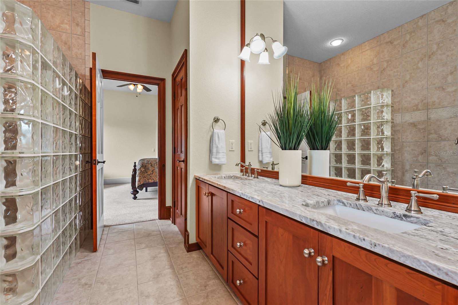 Image 43 of 87 For 7025 Saddle Creek Circle